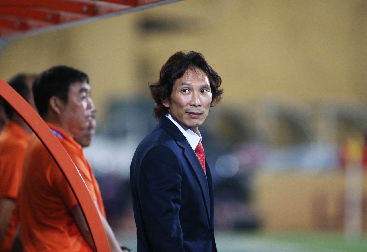 CAHN thắng HAGL, HLV Gong Oh-kyun khen ngợi 1 cái tên - Bóng Đá