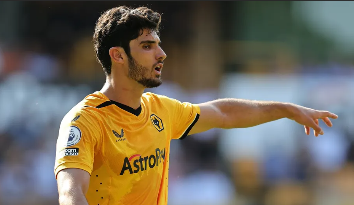 Xavi wants Wolves outcast Guedes to replace Atletico-bound Depay at Barcelona - Bóng Đá