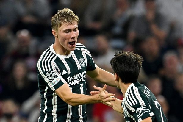 5 điểm nhấn Bayern 4-3 Man United:  - Bóng Đá