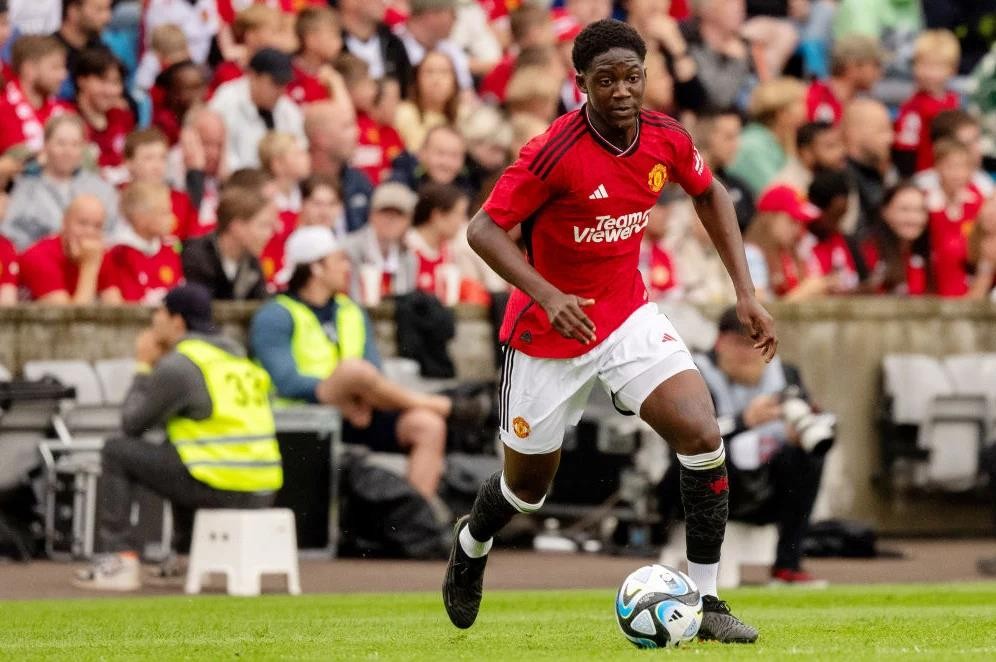 6 ngôi sao trẻ M.U gây ấn tượng trước Leeds - Bóng Đá