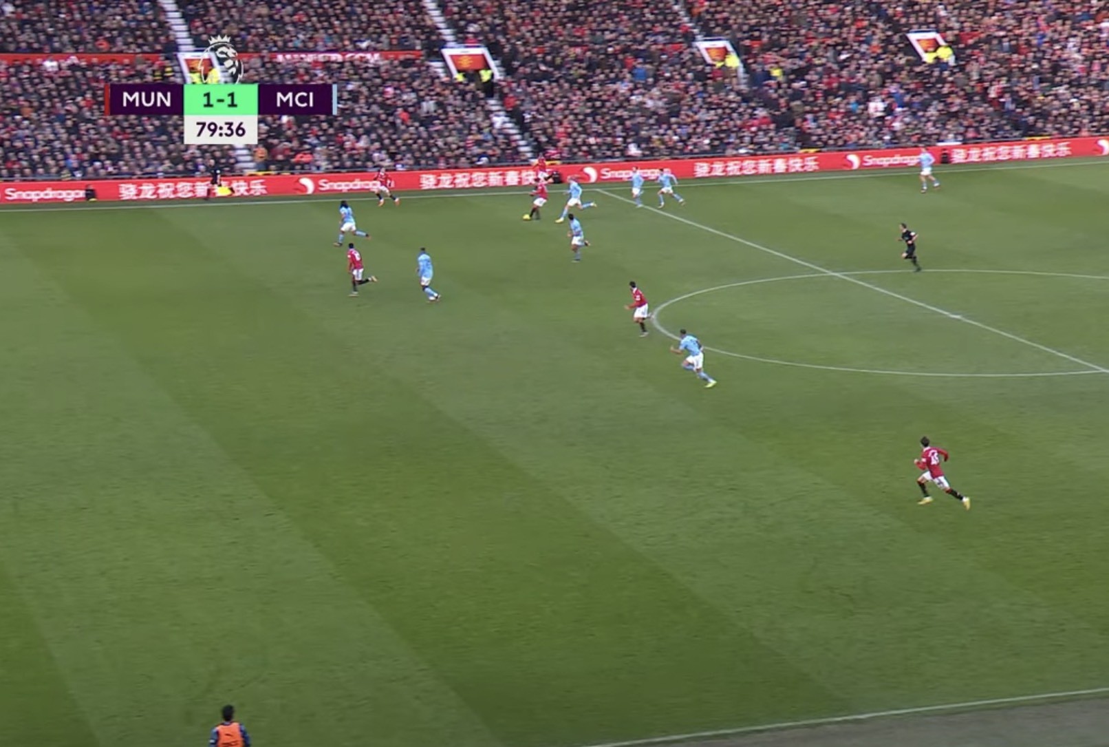 Vết gợn trận Man Utd 2-1 Man City - Bóng Đá