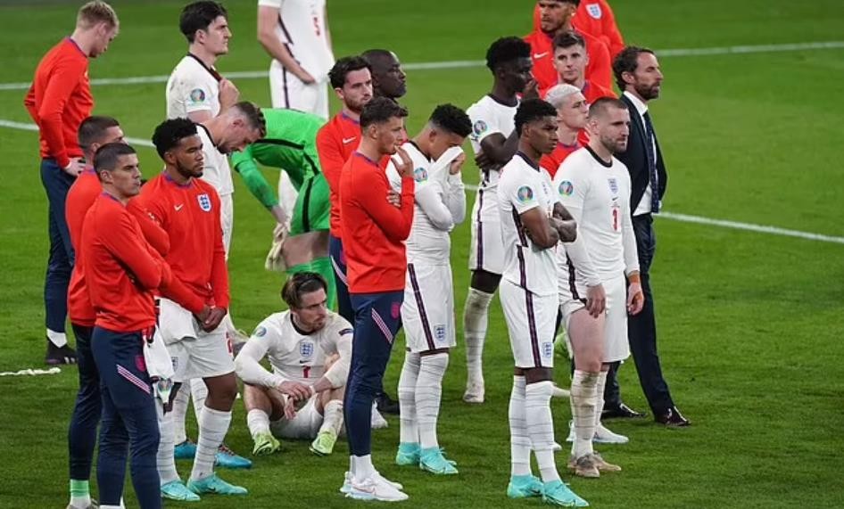 Jude Bellingham is the 'best player in the world right now' asays Joleon Lescott  - Bóng Đá