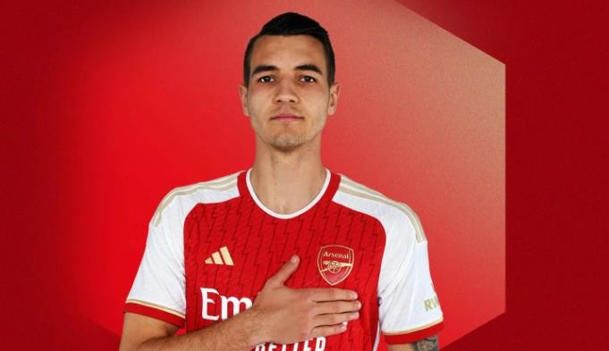 AC Milan prioritising Jakub Kiwior swoop - Bóng Đá