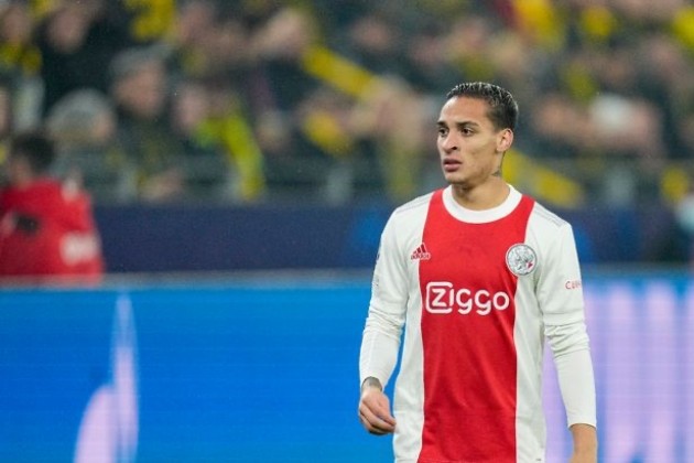 Three transfers that can help Manchester United rectify their Donny van de Beek mistake - Bóng Đá