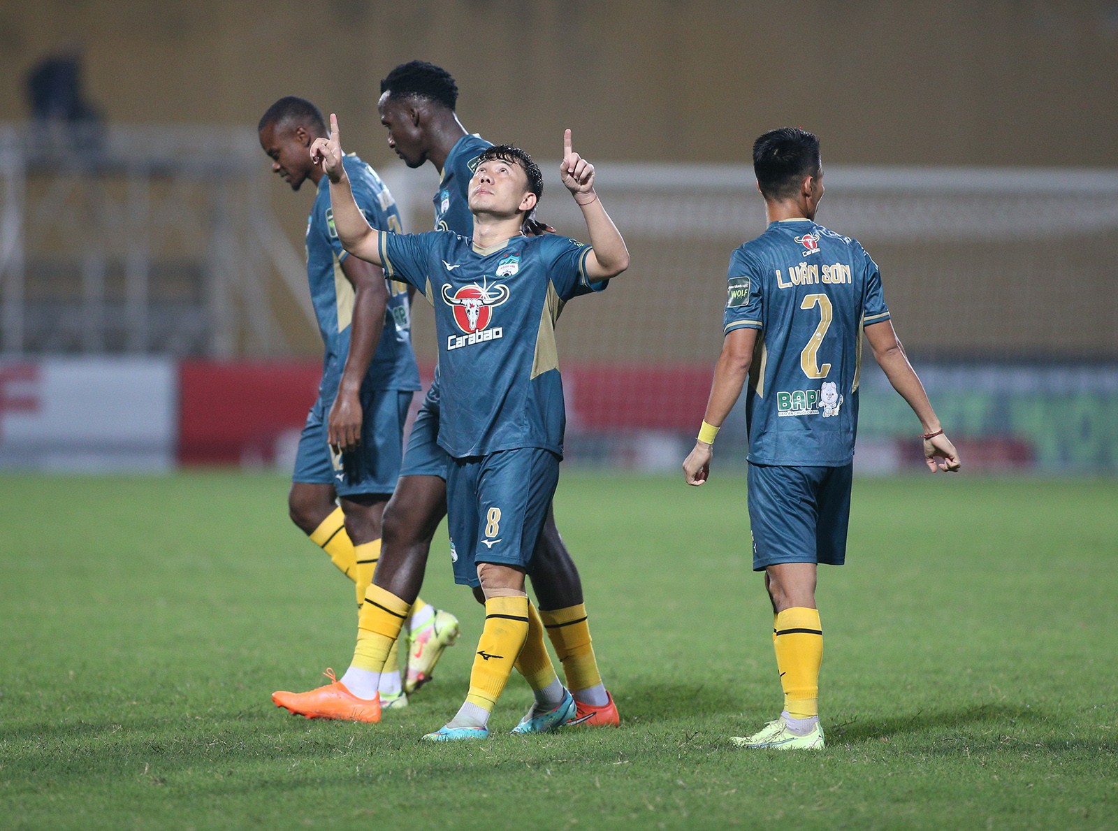 Sao trẻ U23 Việt Nam tỏa sáng , HLV Philippe Troussier mừng thầm - Bóng Đá