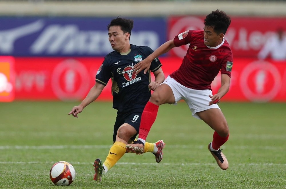 Chạy đua trụ hạng V-League: CLB TPHCM lo HAGL... chơi đẹp - Bóng Đá
