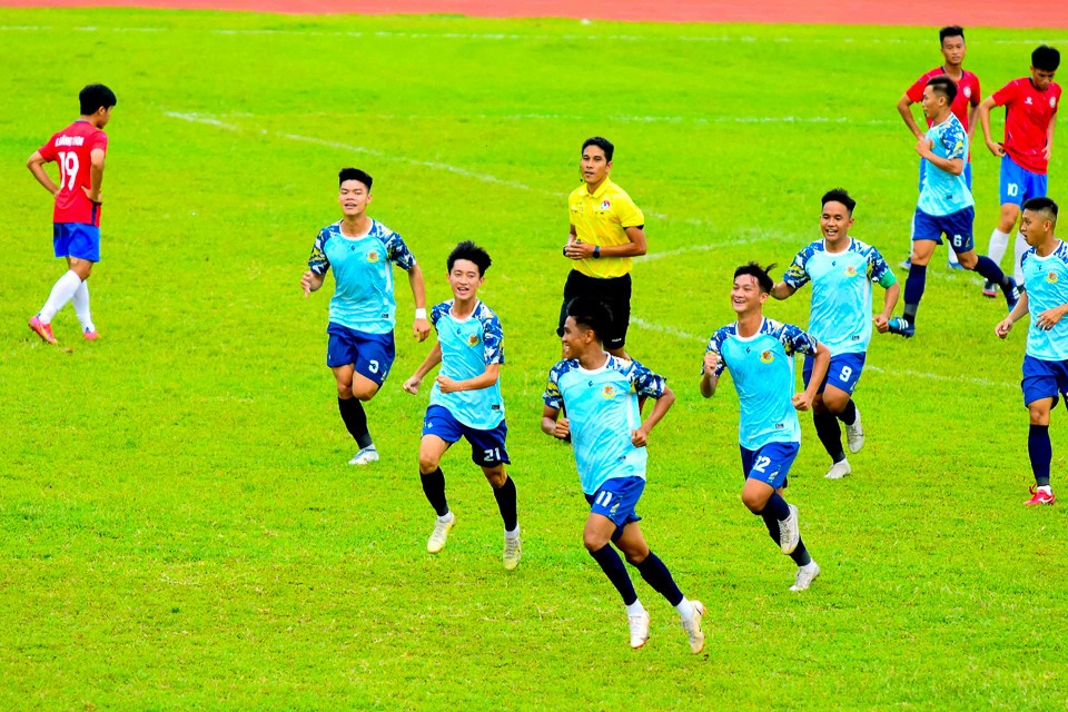 Giải hạng Nhì Quốc gia 2023: Đắk Lắk toàn thắng ở lượt đi - Bóng Đá
