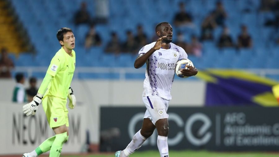 Văn Quyết nói điều bất ngờ ở trận thua tại AFC Champions League - Bóng Đá