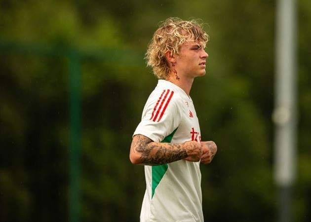 Đấu Leeds, đây là cái tên được Man Utd kỳ vọng bên cạnh Mason Mount - Bóng Đá