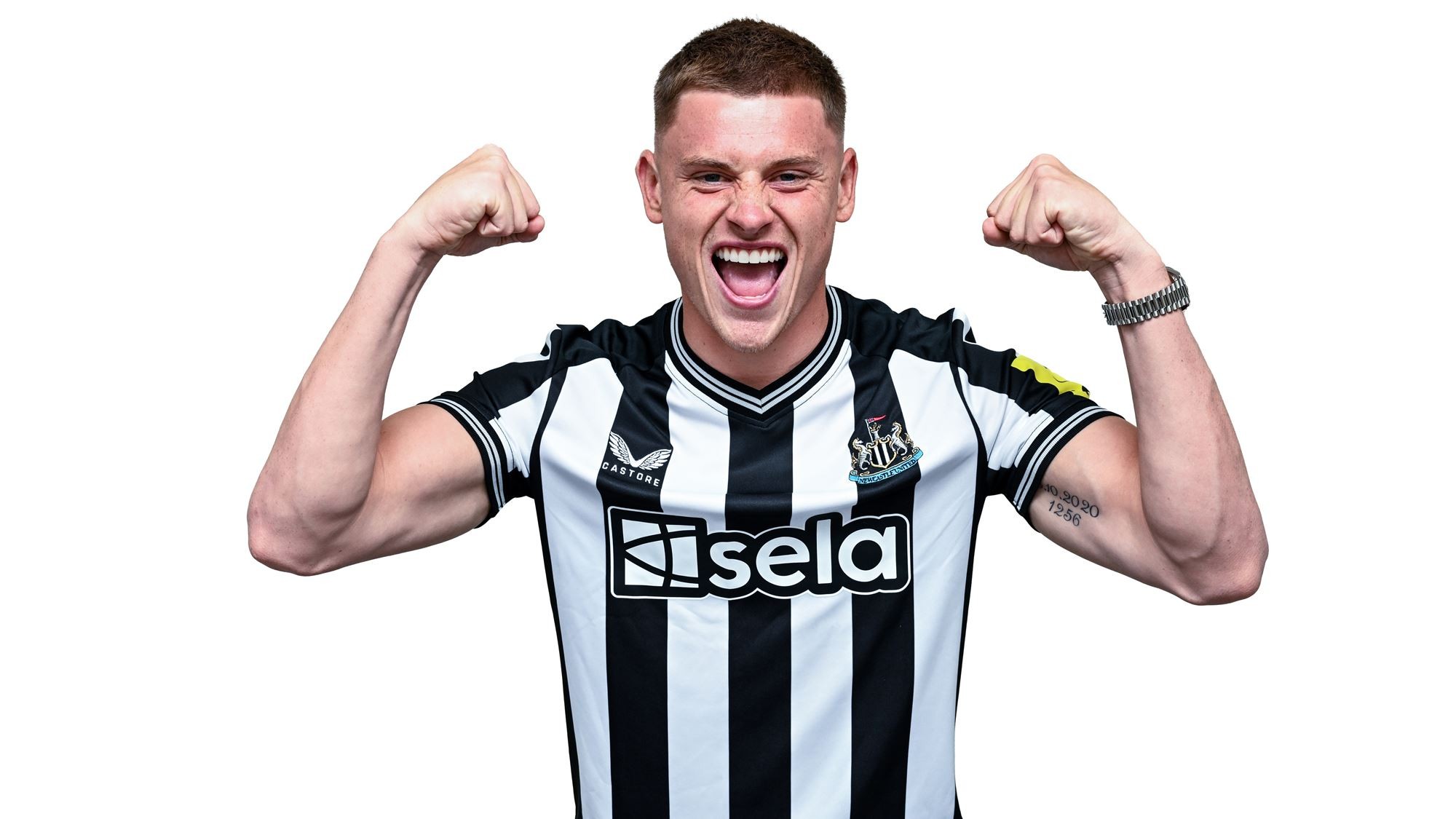 Official: Harvey Barnes - Bóng Đá