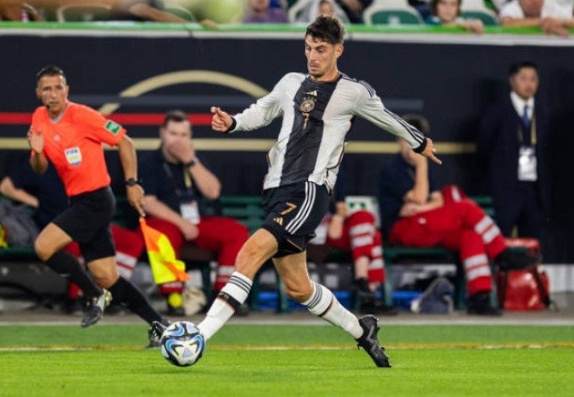 Ally McCoist seriously worried about 24-year-old Arsenal player right now - Bóng Đá