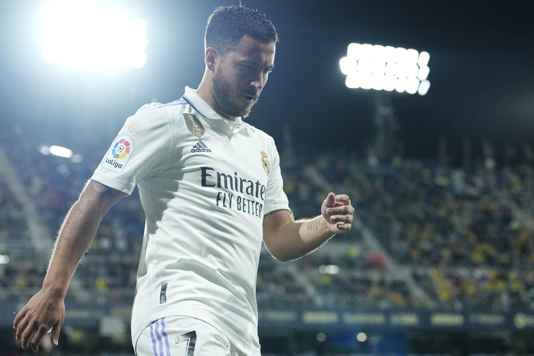 Real Madrid đau đầu vì Hazard: Bài toán 30 triệu euro - Bóng Đá