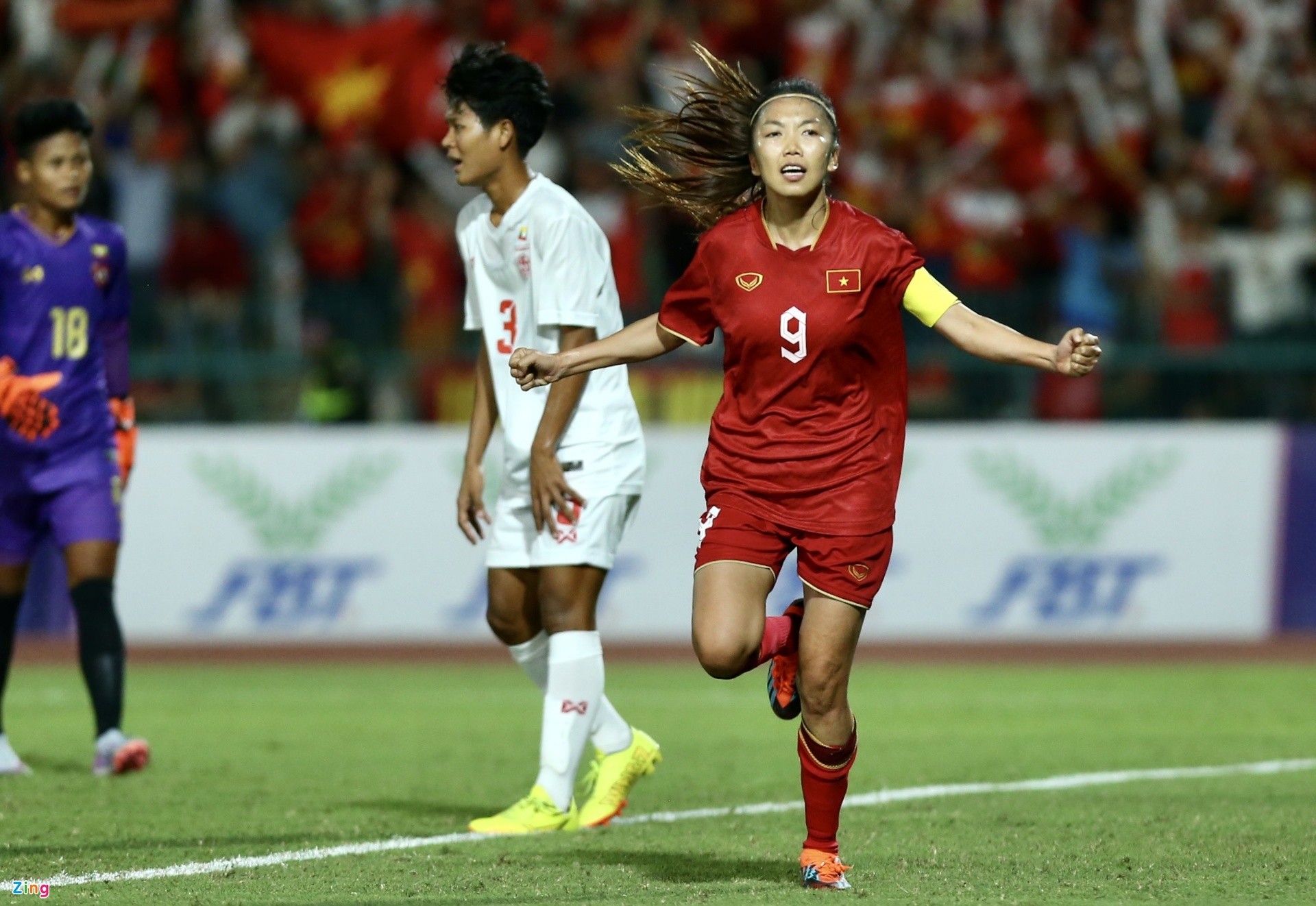 Vô địch SEA Games 32, tuyển nữ Việt Nam đi vào lịch sử - Bóng Đá