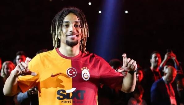 Sacha Boey: Fabrizio Romano says Man United target has “said yes” to Bayern Munich move in the coming days - Bóng Đá