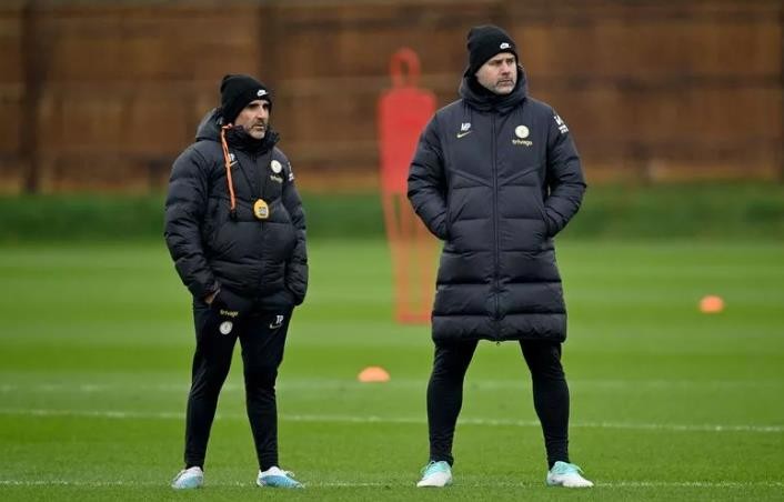 Alan Shearer mách nước Chelsea tử huyệt của Man United - Bóng Đá