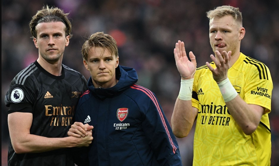 Arsenal sẩy chân, cờ lại về tay Manchester City - Bóng Đá