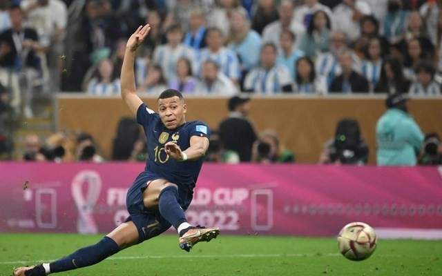 Tố chất sẽ đưa Kylian Mbappe đi vào ngôi đền huyền thoại - Bóng Đá