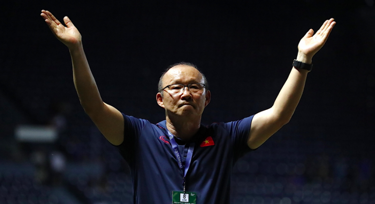 Việt Nam hòa thất vọng Thái Lan, chuyên gia chỉ ra sự lúng túng của thầy Park - Bóng Đá