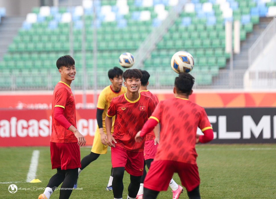 HLV Hoàng Anh Tuấn hé lộ 'công thức' đấu U20 Iran - Bóng Đá