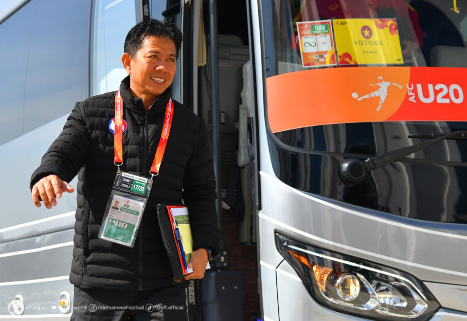 U23 Việt Nam: Chờ sự ăn ý giữa HLV Hoàng Anh Tuấn và ông Troussier - Bóng Đá