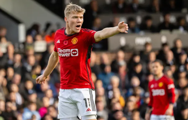 Rio Ferdinand sends message to Manchester United over Rasmus Hojlund outburst - Bóng Đá