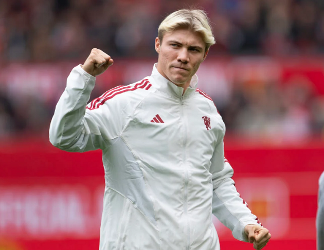 ‘Absolutely unbelievable’: MUTV pundit explains what he’s been told about Rasmus Hojlund - Bóng Đá