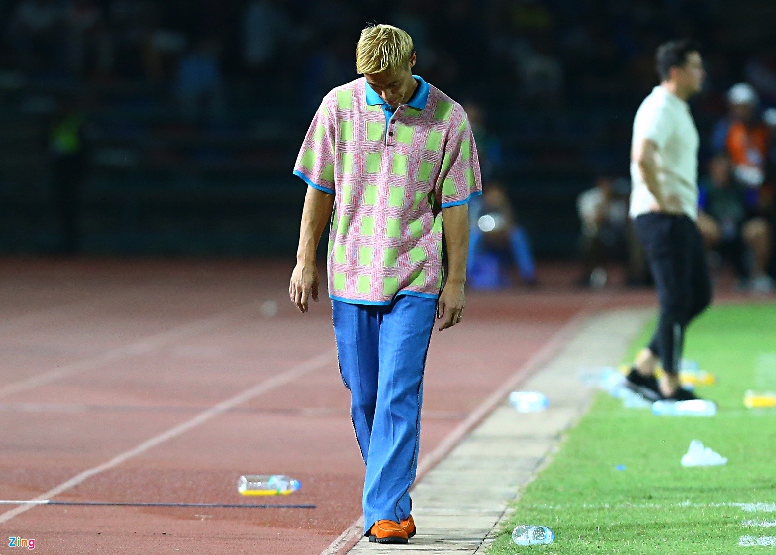 Honda chết lặng sau bàn thắng của Philippines - Bóng Đá