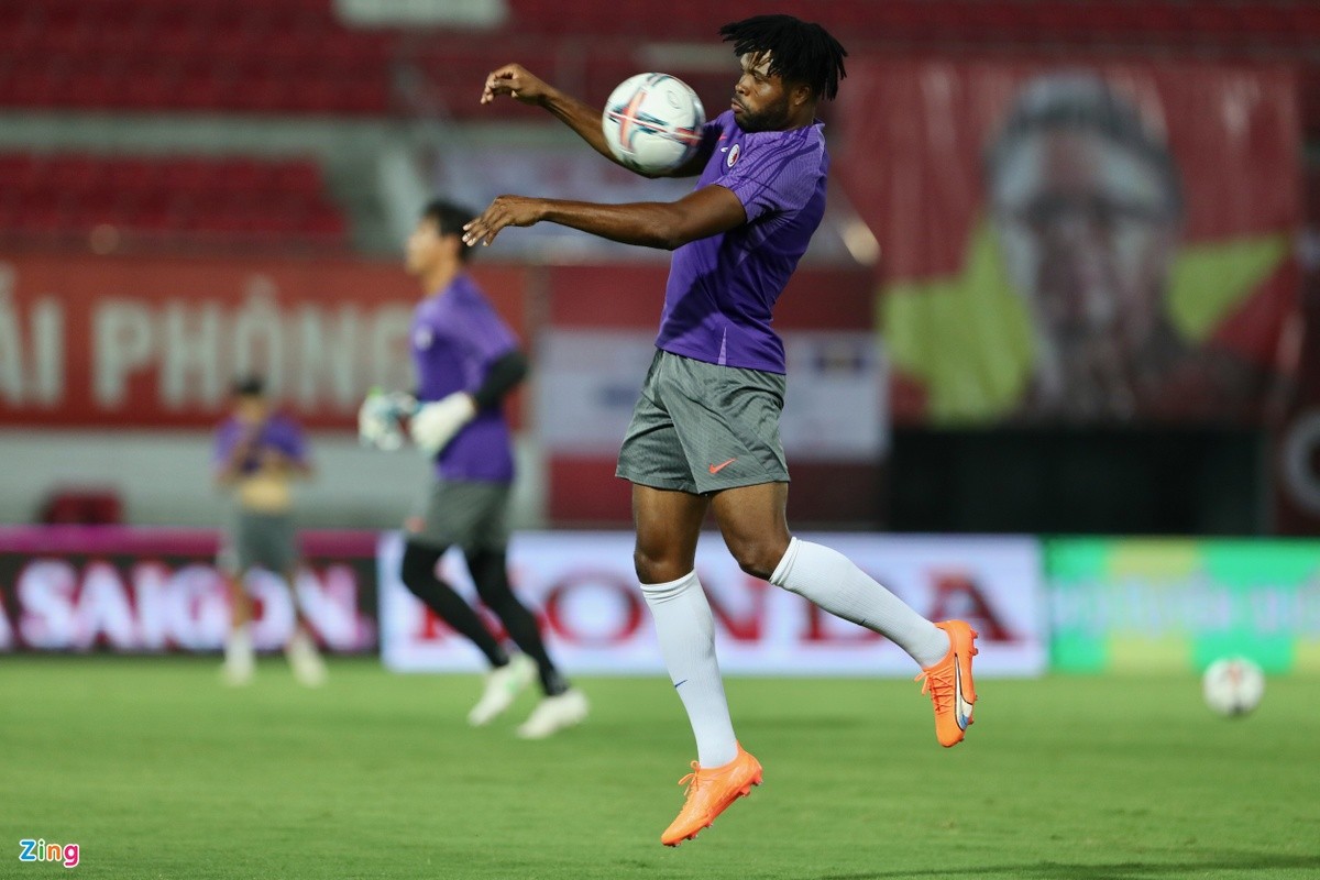 Tiền đạo Hong Kong: Tôi mong gặp các cầu thủ giỏi nhất tuyển Việt Nam - Bóng Đá