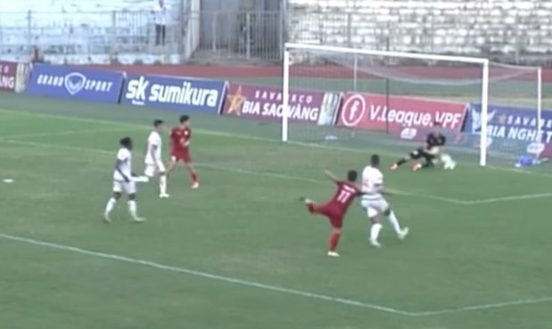 HLHT 1-0 Becamex Bình Dương - Bóng Đá