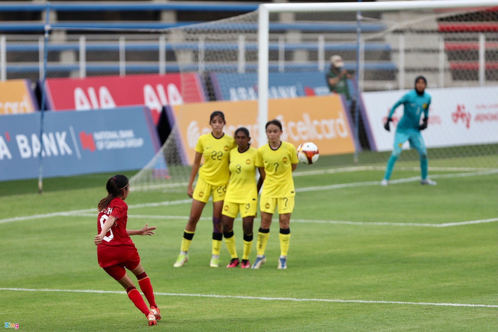 Niềm vui chưa trọn của Huỳnh Như - Bóng Đá