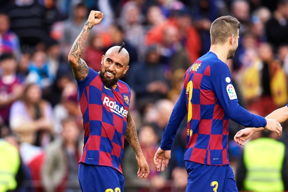 Inter Target Arturo Vidal: “I’m Not Thinking About My Future, My Agent Is Handling It” - Bóng Đá