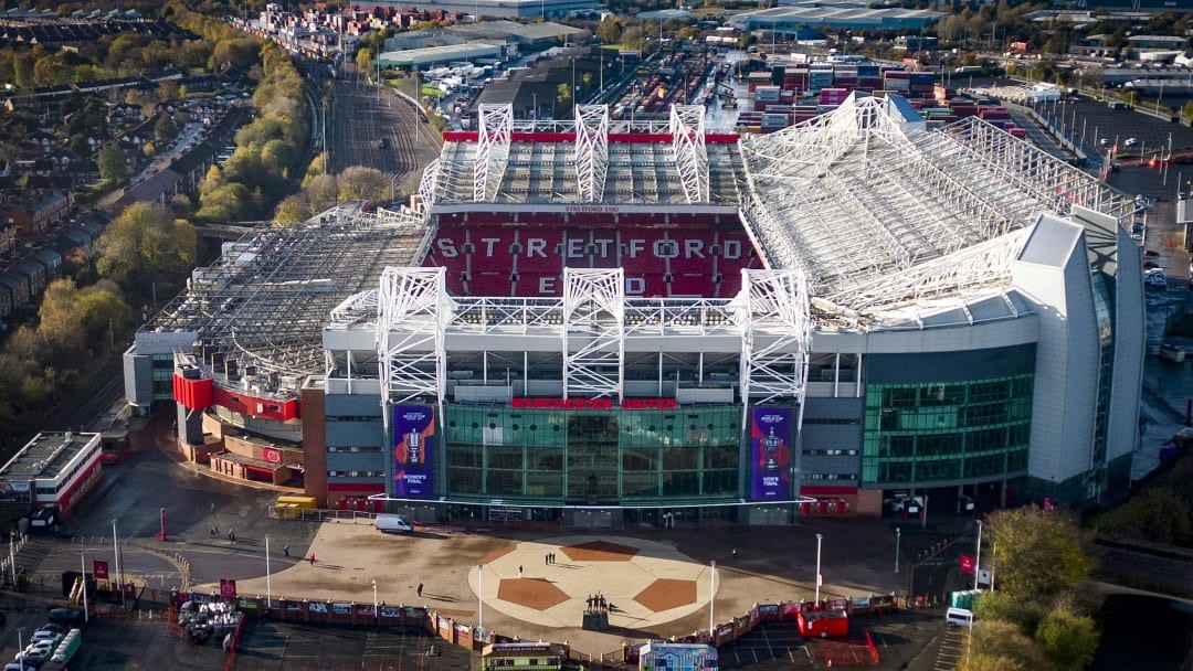 Vụ M.U đổi chủ 24h qua: Hai lời đề nghị kỷ lục; Cú 'quay xe' phút cuối? - Bóng Đá