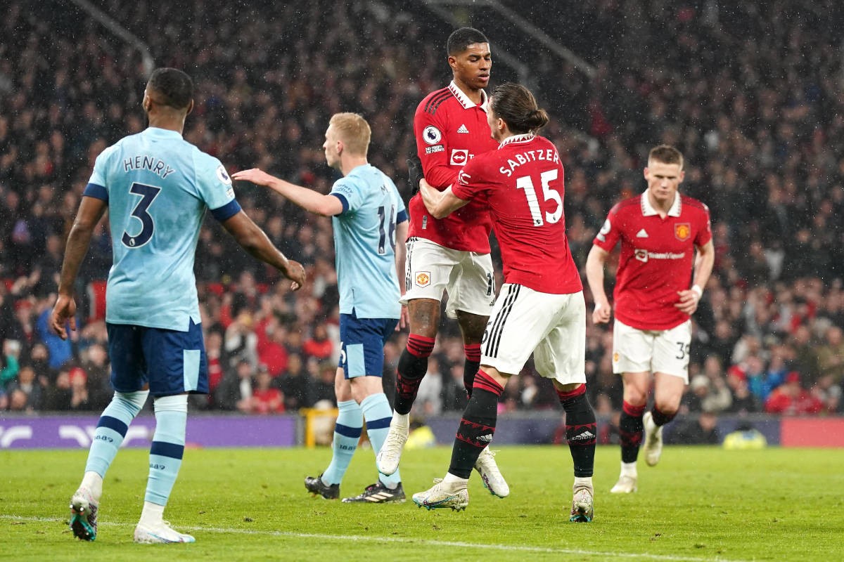 Marcel Sabitzer is keen on extending his stay at Manchester United - Bóng Đá