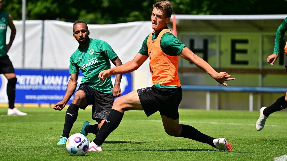 Greuther Furth vs Liverpool: 4 bàn; Kỷ nguyên mới  - Bóng Đá