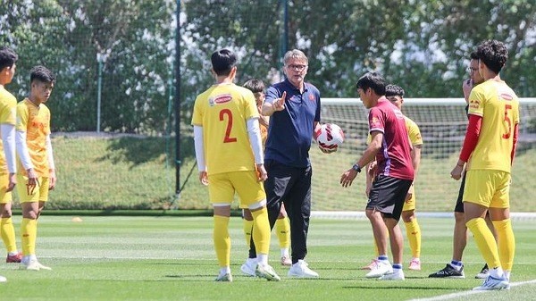 U22 Việt Nam sẽ giành HCV; CĐV tức giận vì Công Phượng - Bóng Đá