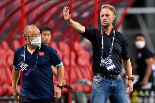 HLV Polking dẫn dắt CLB CAHN?; Báo Thái chỉ ra bến đỗ lý tưởng cho Quang Hải - Bóng Đá