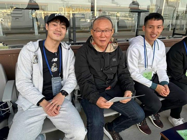 Cựu vương V-League có nguy cơ giải thể; Sao U22 Việt Nam khiến ông Troussier lo sốt vó - Bóng Đá