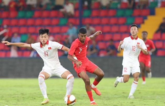 3 quyết định đúng đắn của HLV Troussier ở trận thắng Singapore  - Bóng Đá
