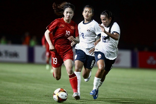 Nữ Việt Nam đặt một chân vào chung kết SEA Games ; Báo Indonesia cảnh báo đội nhà - Bóng Đá