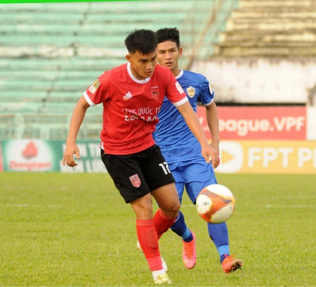 Bùng nổ trong hiệp 2, Long An lội ngược dòng ngoạn mục trước Quảng Nam - Bóng Đá