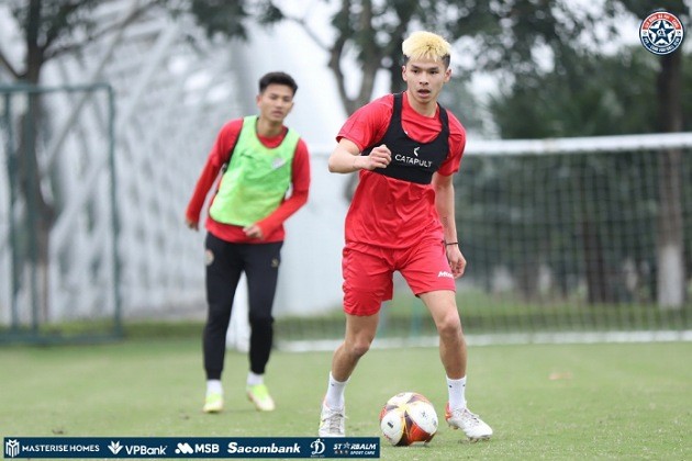 Châu Á quy kết Hàn Quốc diễn trò; Tiền đạo Việt kiều 1m85 về Việt Nam thi đấu - Bóng Đá