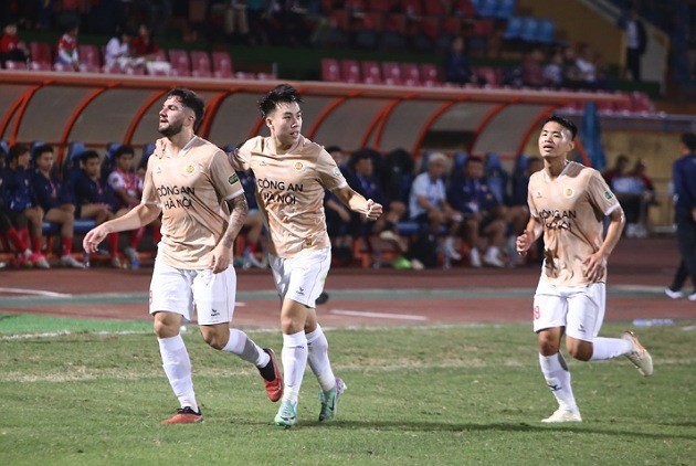 3 điều đọng lại sau màn ra mắt của Kiatisuk trận CAHN thắng TP.HCM - Bóng Đá