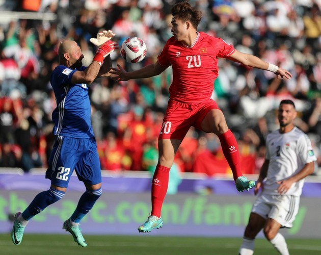 Gà son của HLV Troussier - Bóng Đá