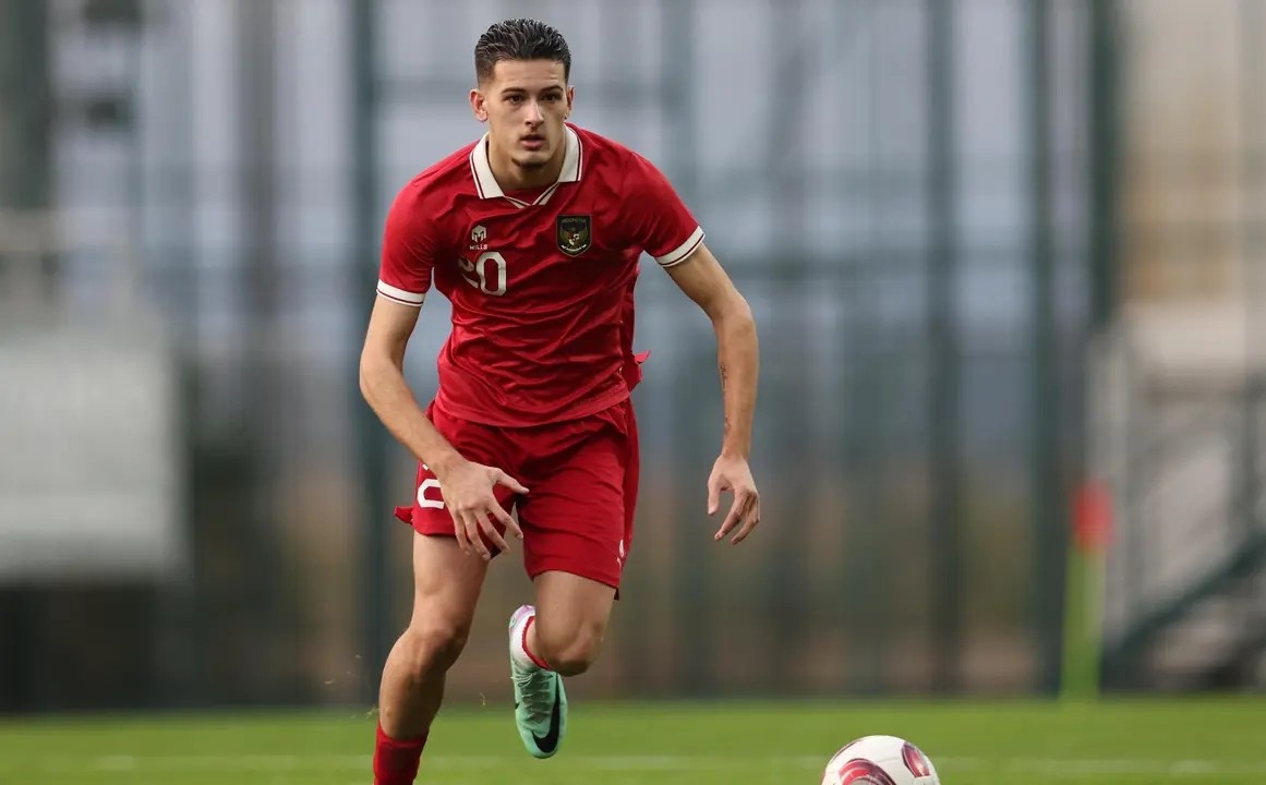 Sao nhập tịch liên tiếp mắc lỗi, HLV Shin Tae-yong biện hộ - Bóng Đá