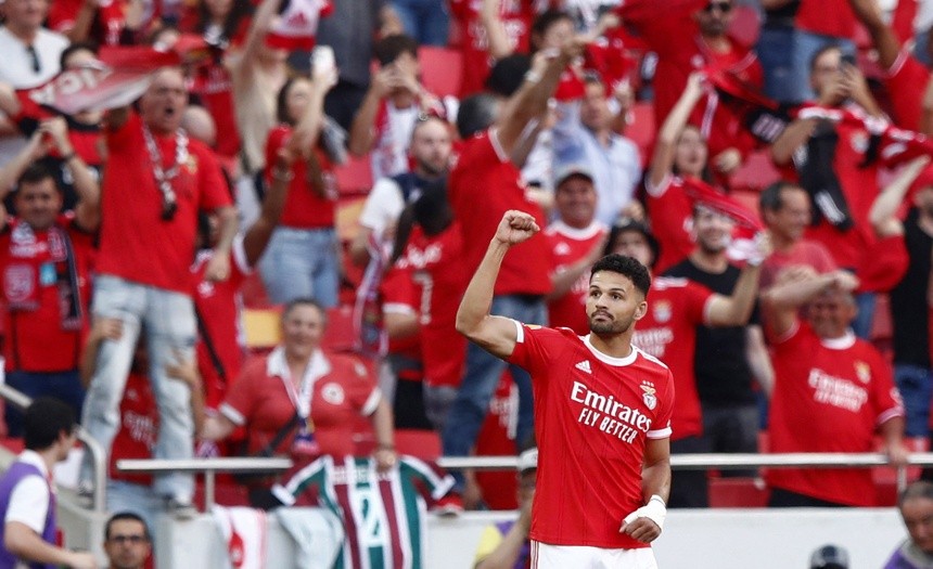 Thế chân tường của Inter Milan - Bóng Đá