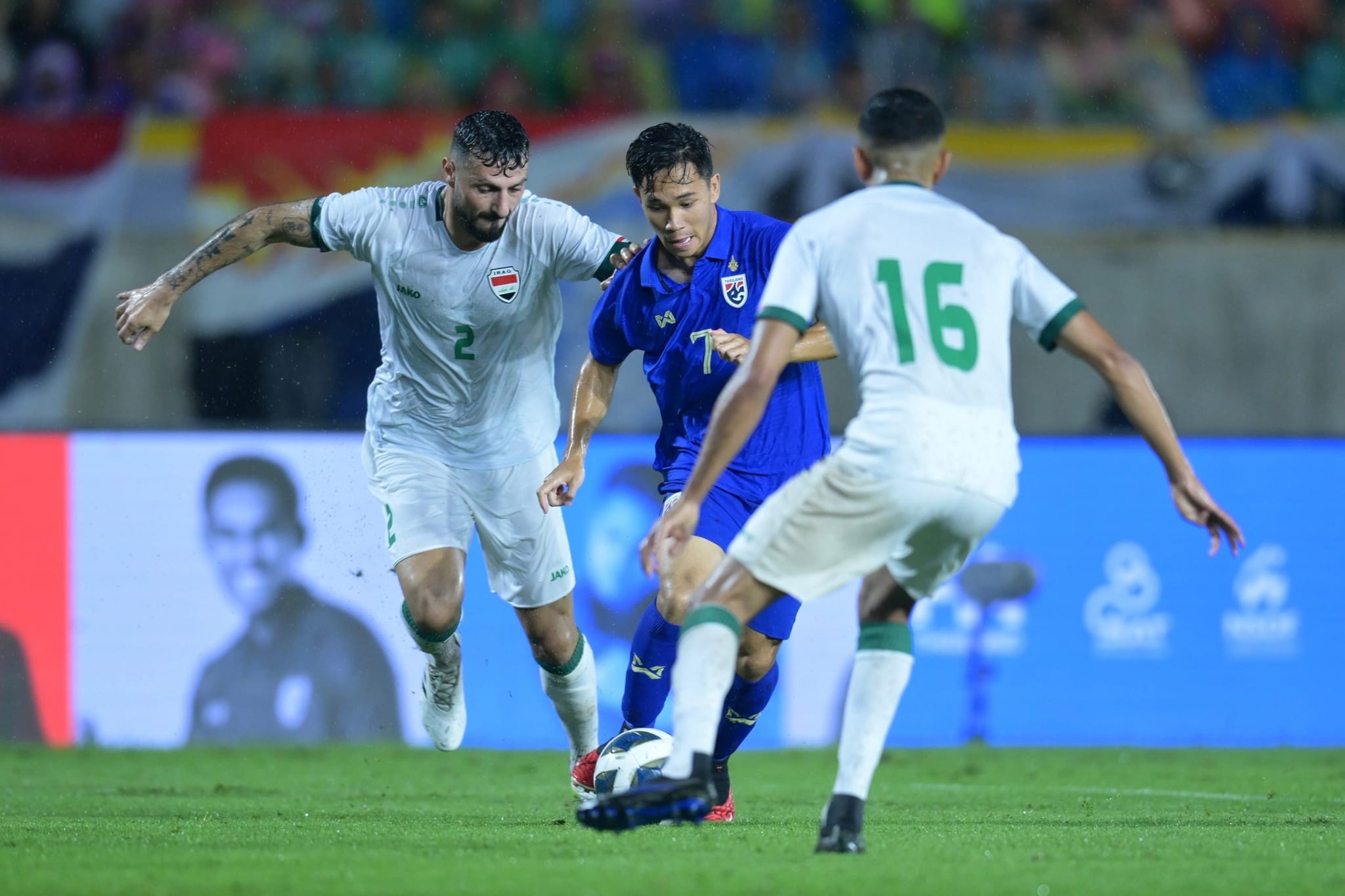 Thua penalty Iraq, tuyển Thái Lan mất chức vô địch King's Cup 2023 - Bóng Đá