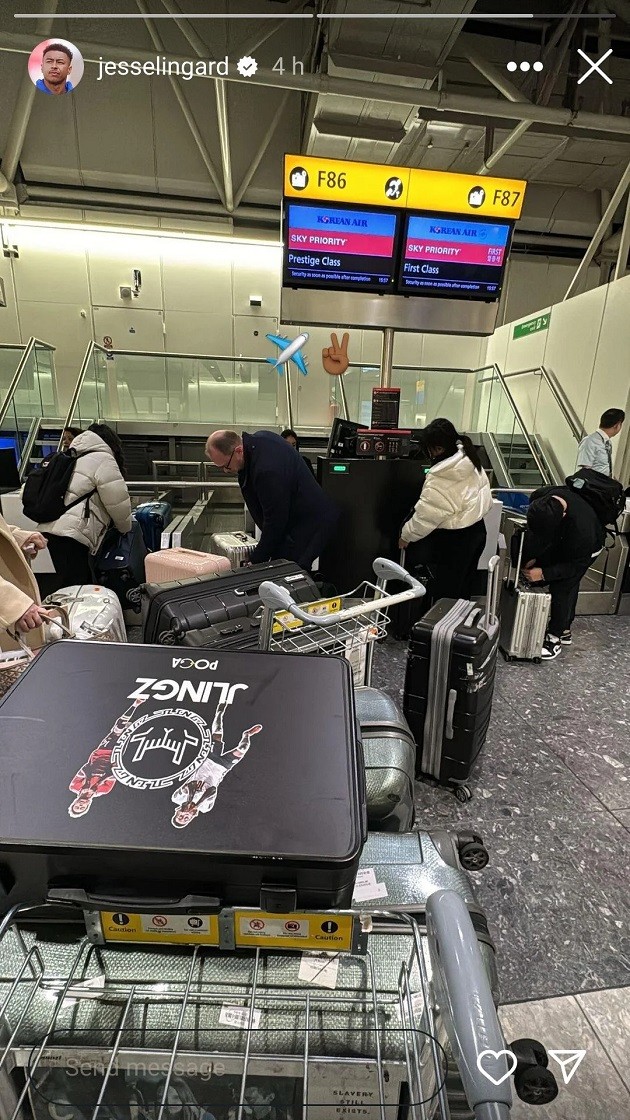 Jesse Lingard posts picture at airport as he prepares to fly to South Korea after agreeing shock deal to join FC Seoul  - Bóng Đá