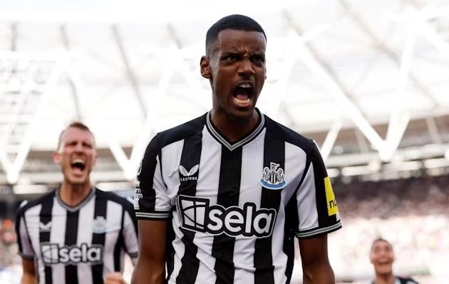 Alexander Isak addresses Newcastle United future amid Arsenal links - Bóng Đá