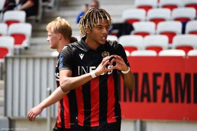 Fabrizio Romano rubbishes Arsenal, Chelsea links with Jean-Clair Todibo - Bóng Đá