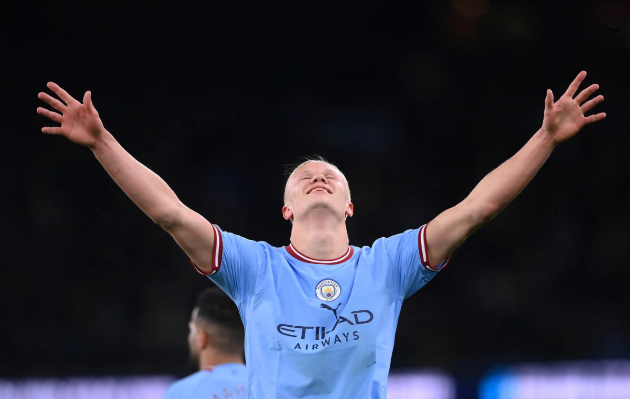 Coach suggests Manchester United can sign their Haaland in £45m striker Rasmus Hojlund - Bóng Đá